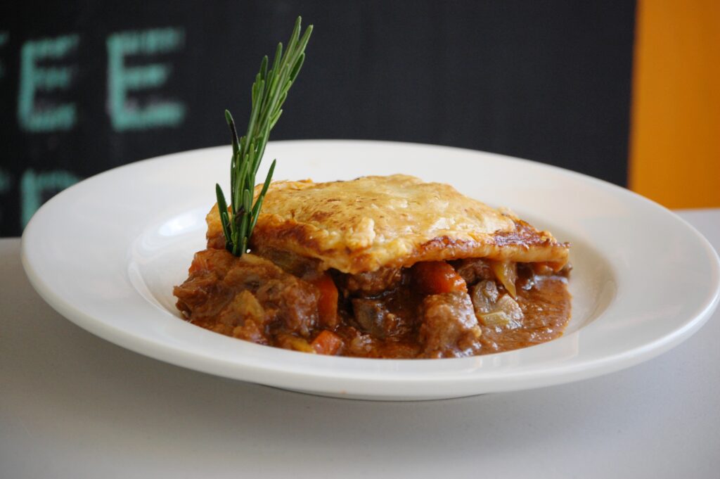 Steak & Guinness Pie